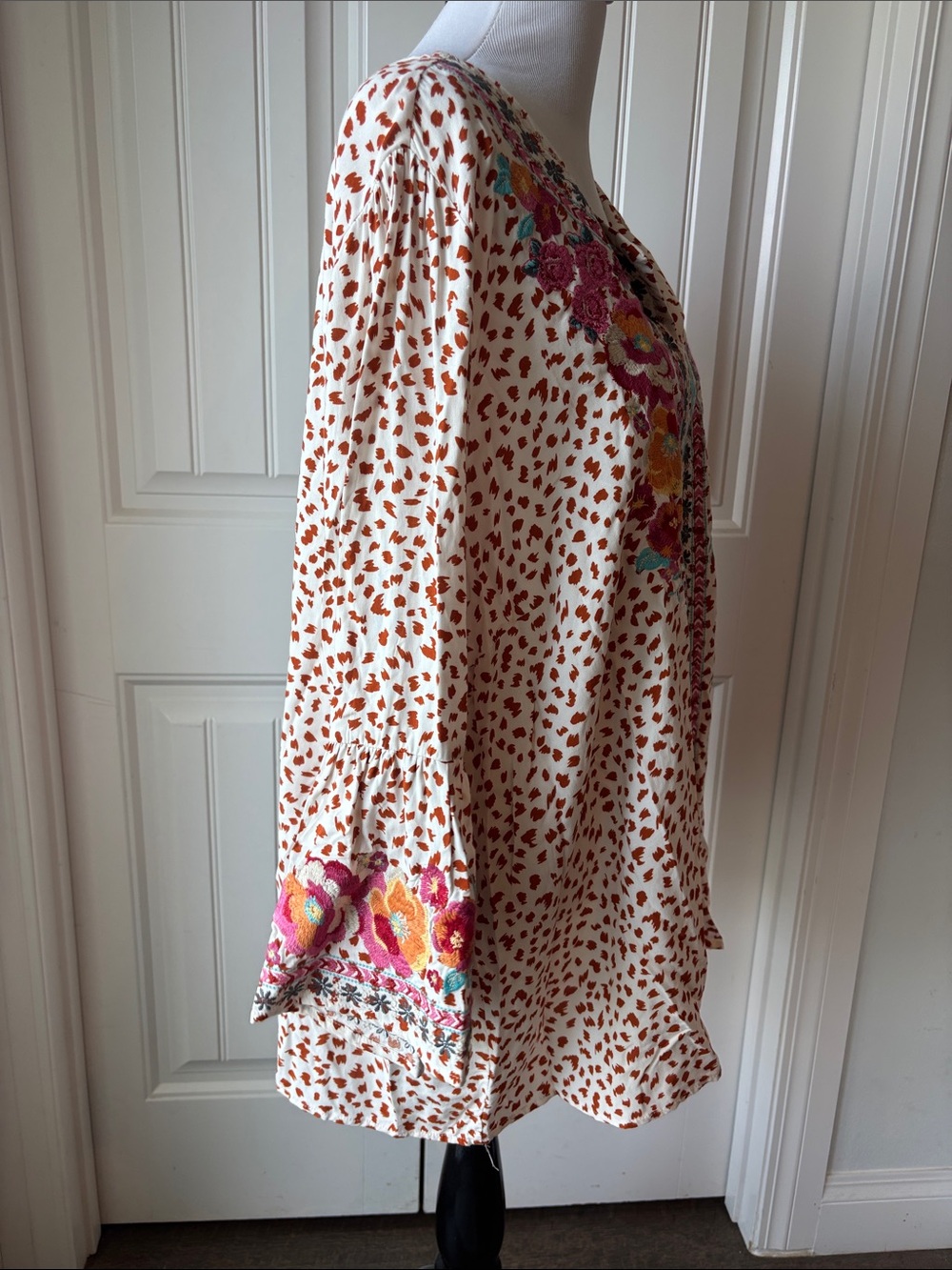 Savanna Jane White & Rust Floral Embroidered Blouse - Picture 7 of 9